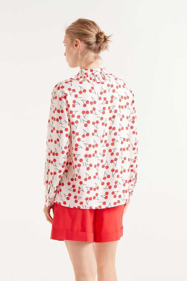 Cherry ruffle collar shirt